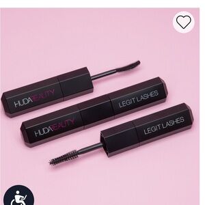 Huda Beauty Legit Lashes in very vanta (extreme black) BNIB